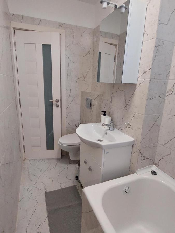 Eli'S Apartments -Ultracentral Near Palas Yaş Dış mekan fotoğraf