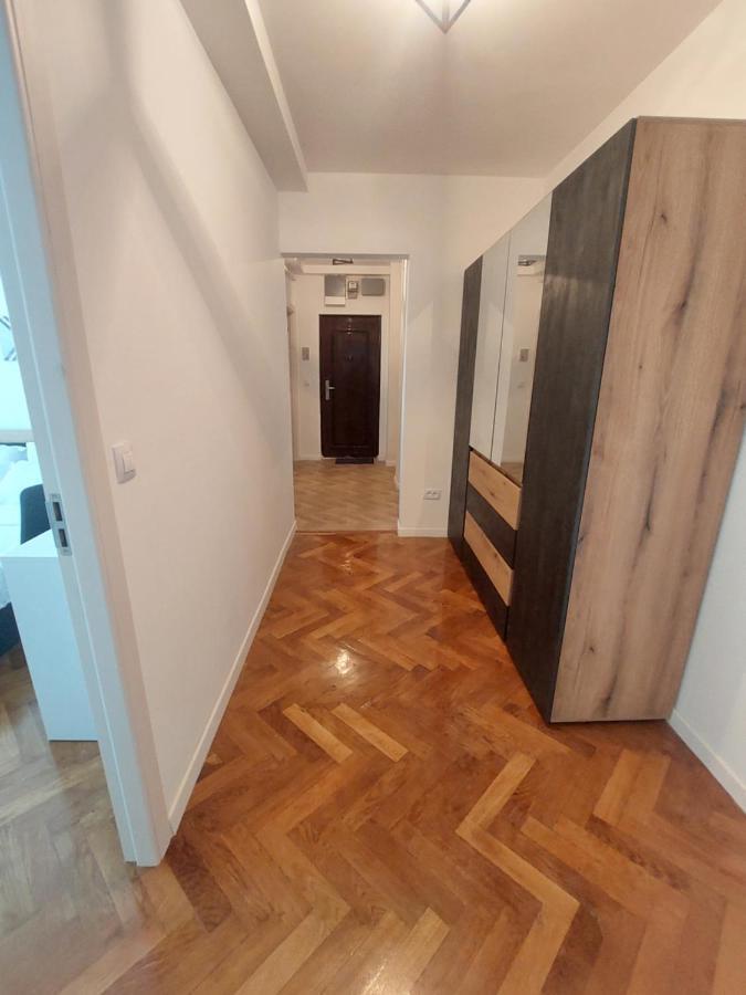 Eli'S Apartments -Ultracentral Near Palas Yaş Dış mekan fotoğraf